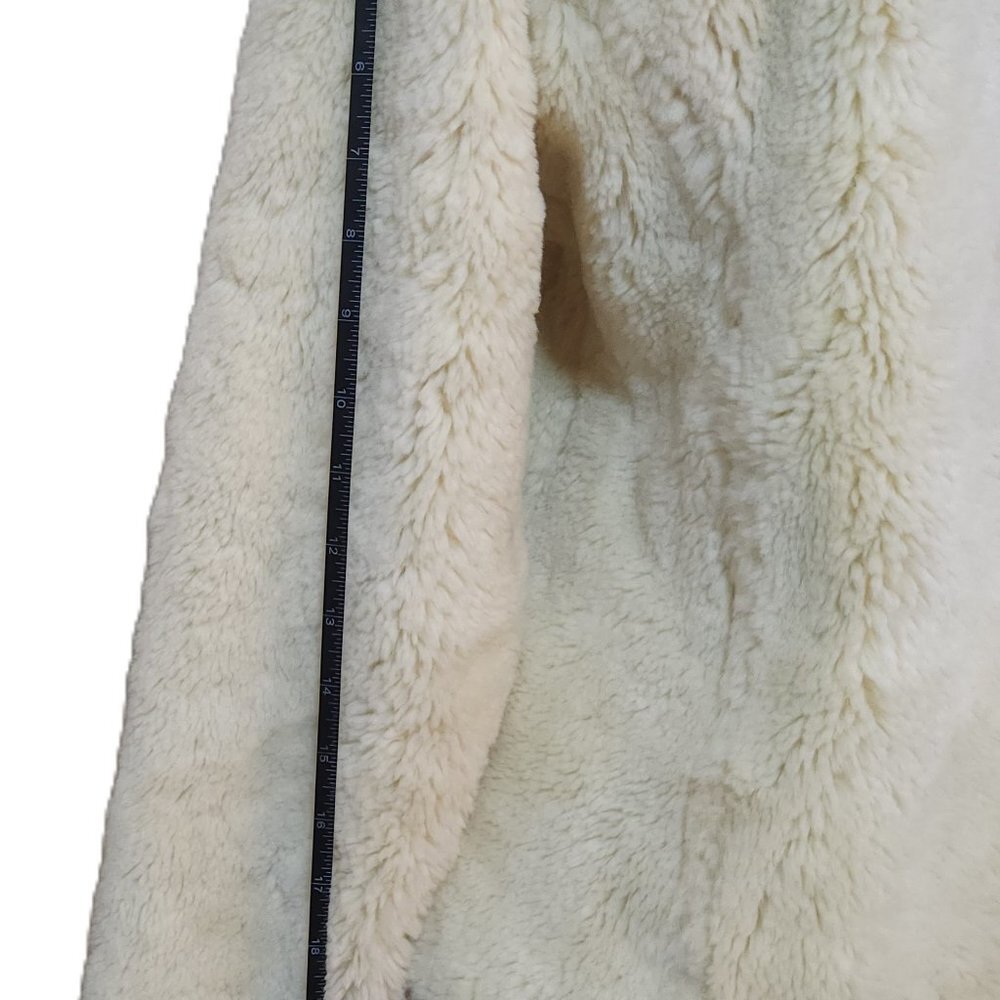 Shearling Faux Fur Classic Jacket by True Grit Ultra Lux and Plush aka "Dylan" - Picture 15 of 16